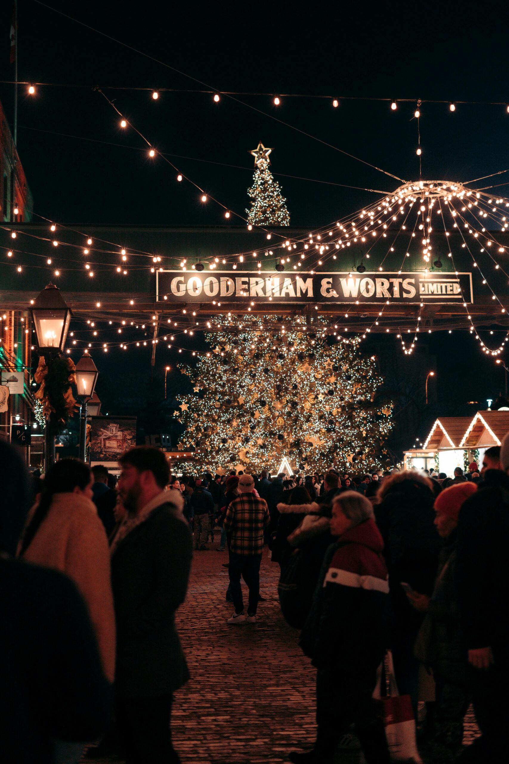 Best Christmas Markets In The World You Can't Miss 2024 3 (2)