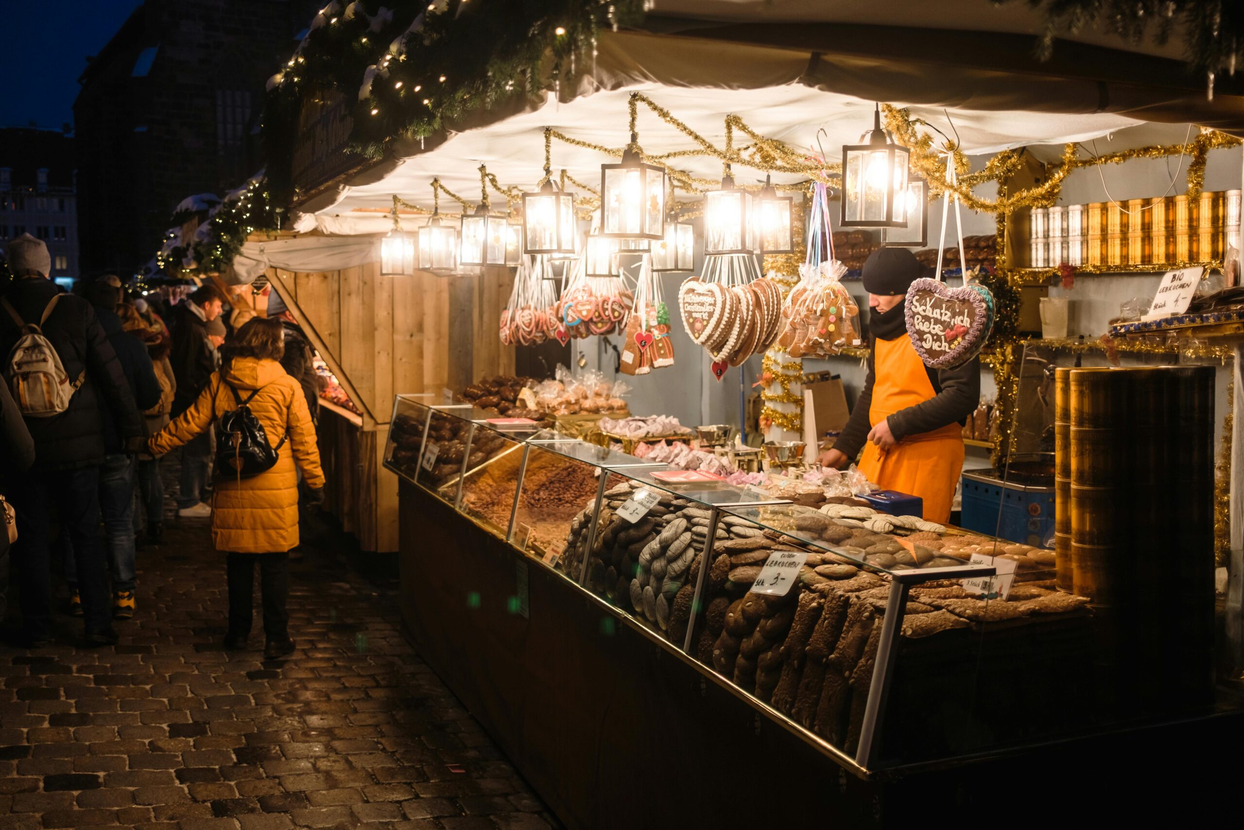 Best-Christmas-Markets-In-The-World-You-Cant-Miss-2024-scaled