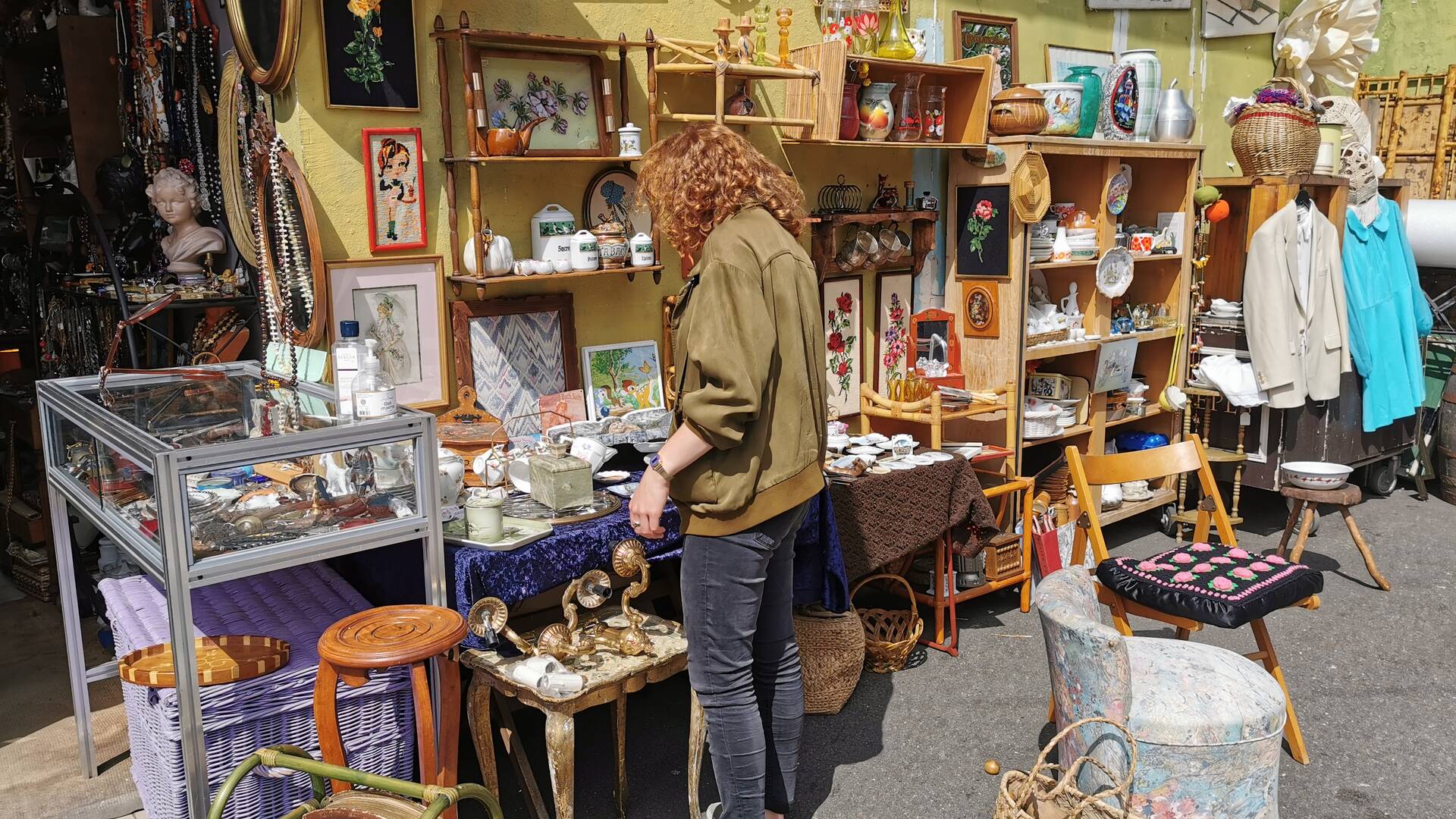 Shop in France: From Boutiques to Flea Markets