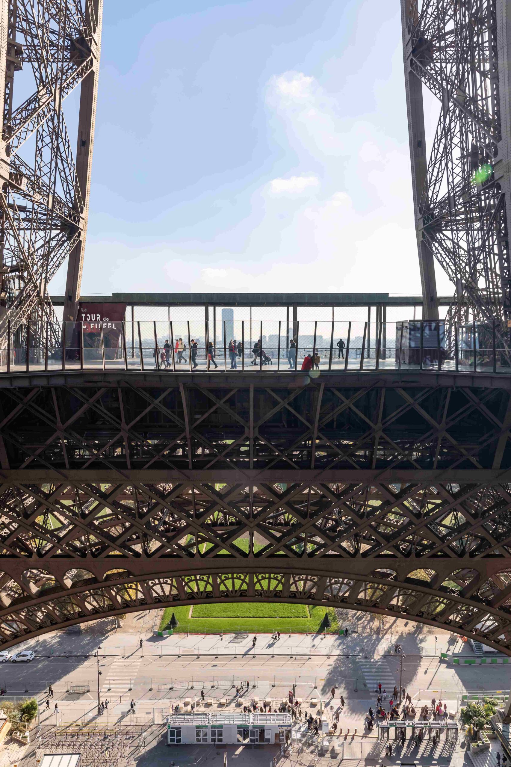 Eiffel Tower: History, Tours, and Visitor’s Guide