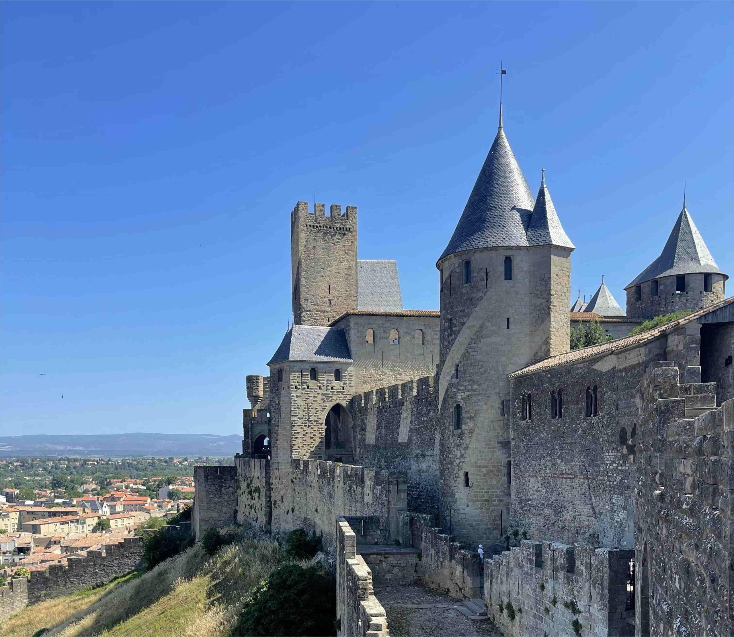 Top 10 Most Beautiful Castles in France 2025 