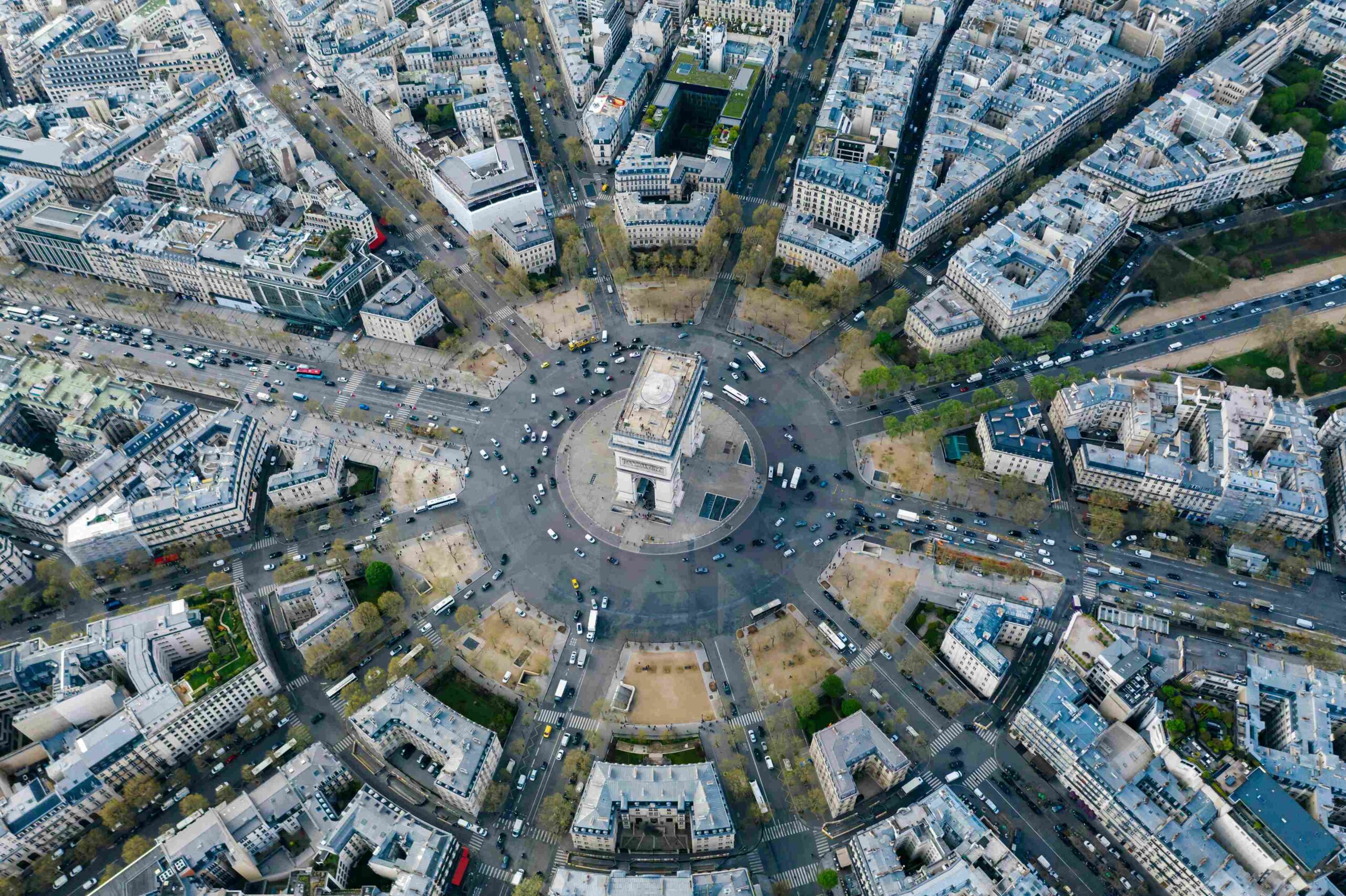 Exploring The Arc de Triomphe